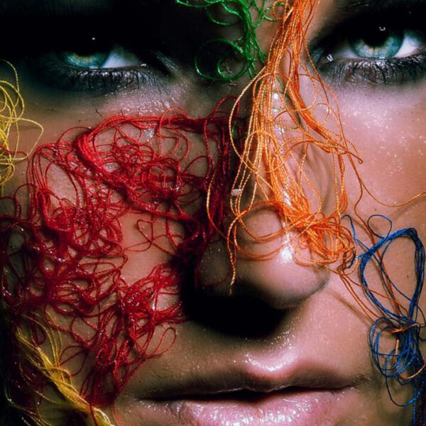 Porträtfoto von Tomasz Becker – kreative und ausdrucksstarke Portraitfotografie, die Emotionen einfängt