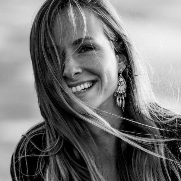 Porträtfoto von Tomasz Becker – kreative und ausdrucksstarke Portraitfotografie